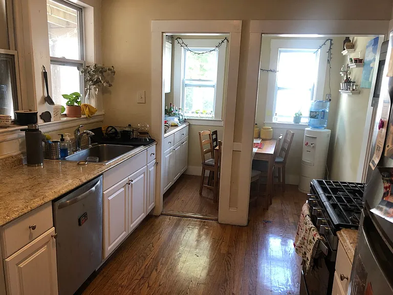 30 Claymoss Rd #1A — Photo 7