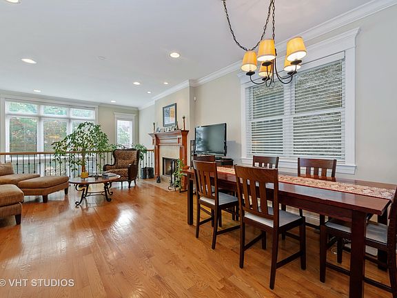 3rd image of 3316 N Clifton Ave #1