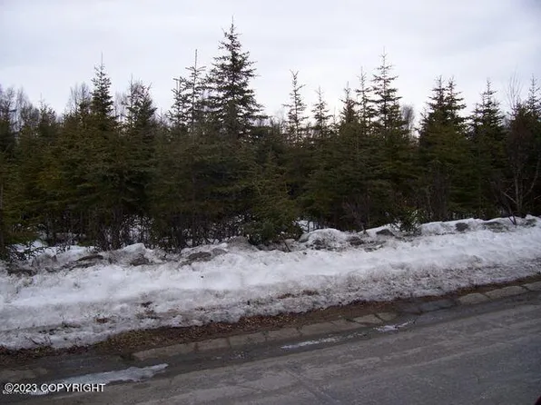 1110 2nd St, Kenai, AK 99611