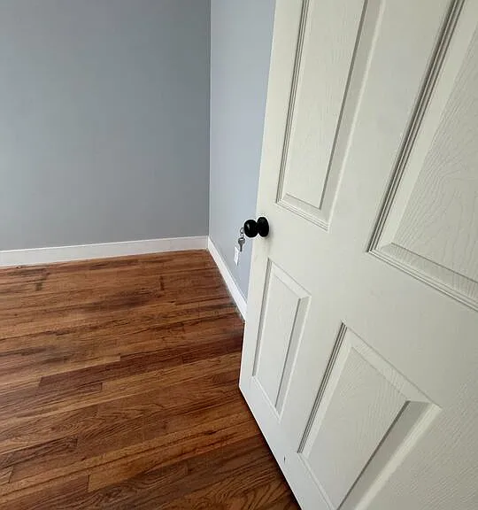 key entry to a bedroom