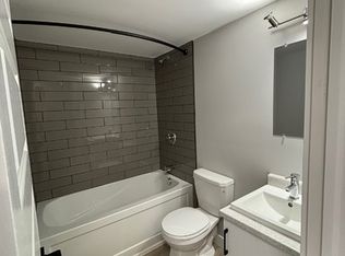 422 2nd St E #1A, Cornwall, ON K6H 1Z3