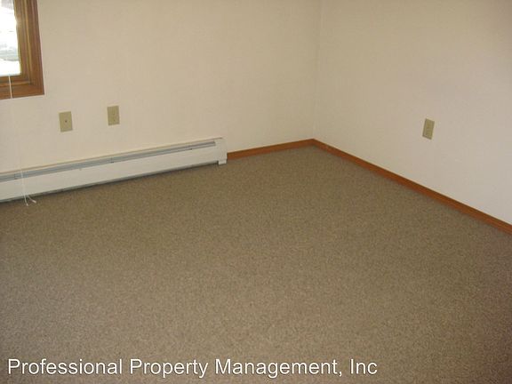 5th image of 420 N Pattee St APT 8