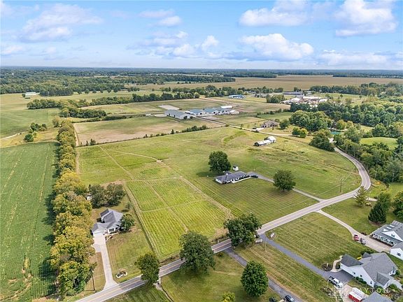 3rd image of LOT 1 Weisenberger Rd