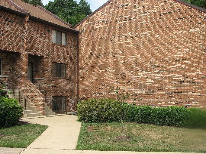 1st image of 3838B Steppes Ct