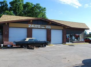 1010 E 8th St, Dallas, TX 75203