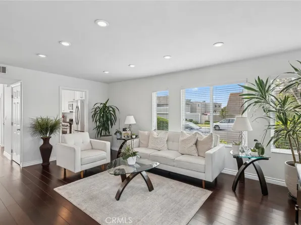 27 Kazan St #5, Irvine, CA 92604