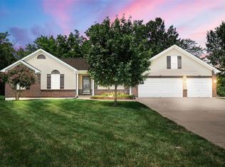 10 Abedeen Ct, Troy, MO 63379