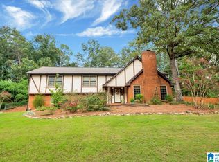 6515 Quail Run Dr, Pelham, AL 35124