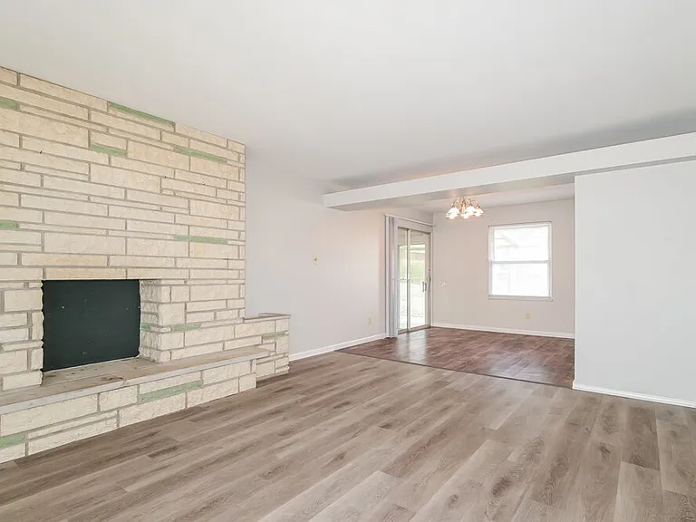 2544 Netherton Dr — Photo 5