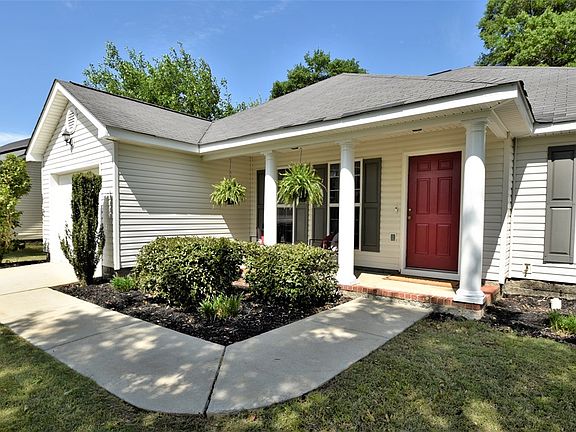2nd image of 91 Cape Fox Cir
