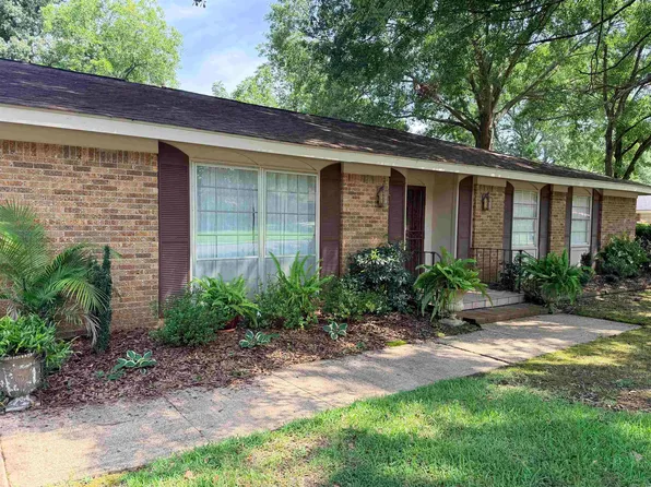 1505 Elm St, Crossett, AR 71635