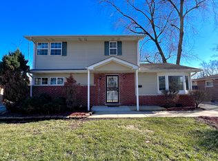 3013 Nottingham Ave, Markham, IL 60428