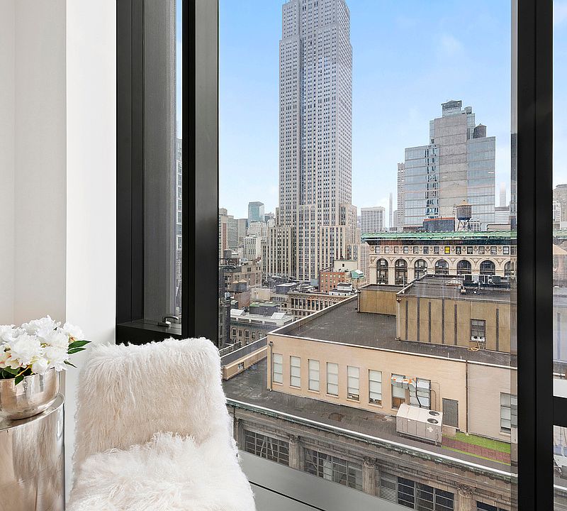 1st image of 277 5th Ave #25B