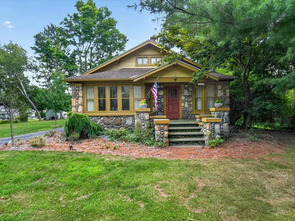 1318 E Michigan Ave, Albion, MI 49224