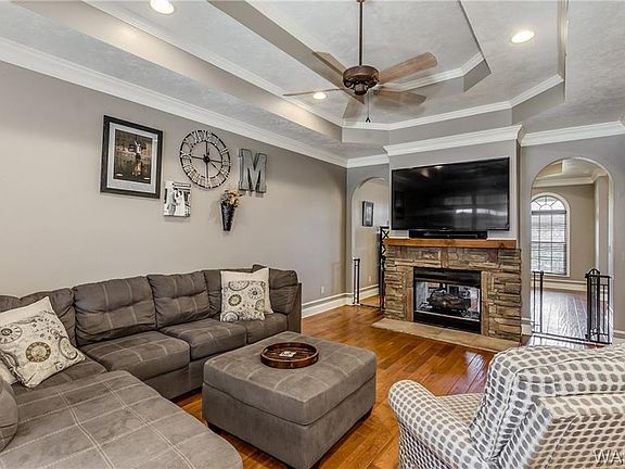 5th image of 132 Murphy Place Dr
