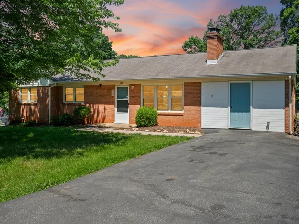 113 Hydaway Dr, Forest, VA 24551