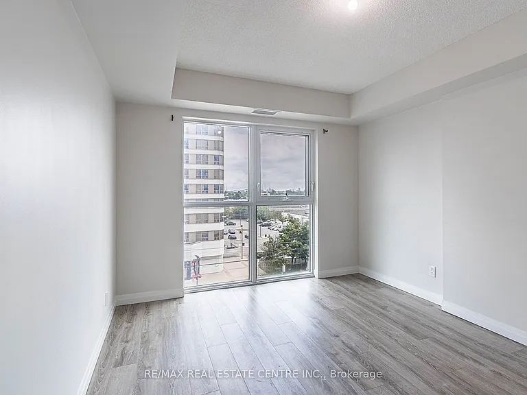 2152 Lawrence Ave E #608 — Photo 6