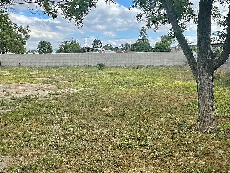 265 Hudson Dr — Photo 12