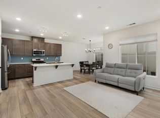 227 Canopy Trails Pl, Fallbrook, CA 92028