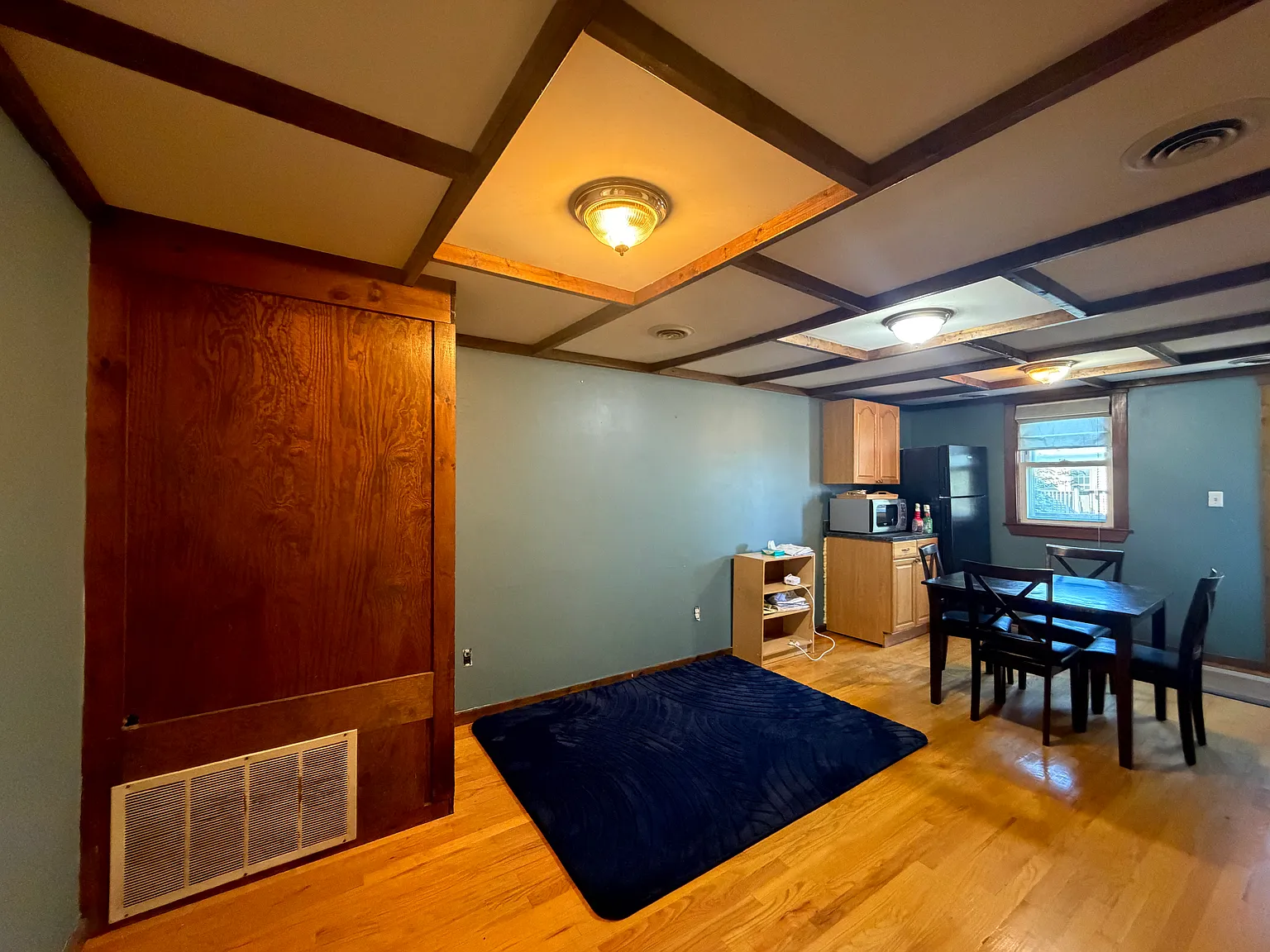 2 bed, $3,100 — Photo 2