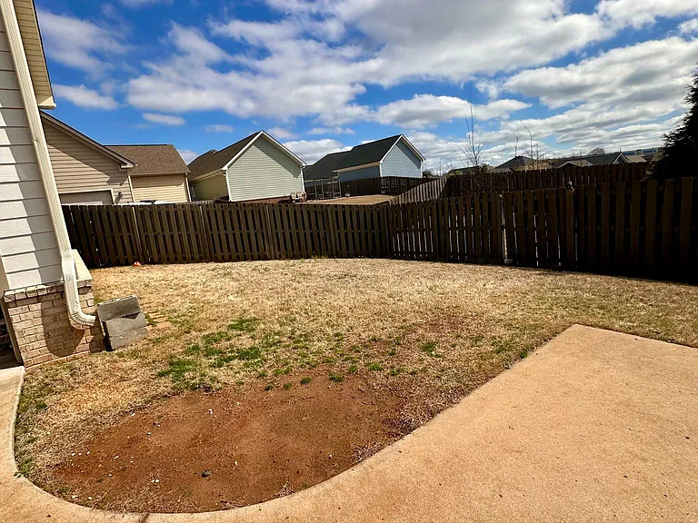 6436 Midtowne Ln NW — Photo 5