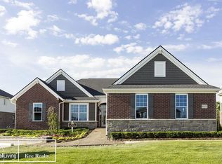 5865 Sherwood Rd, Oxford, MI 48371