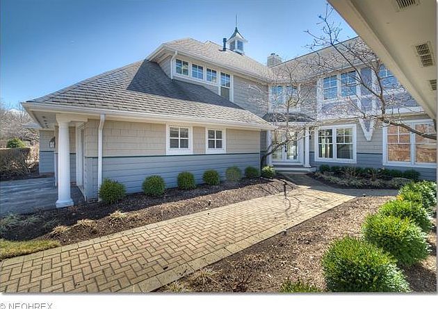 1st image of 19 Shoreby Dr