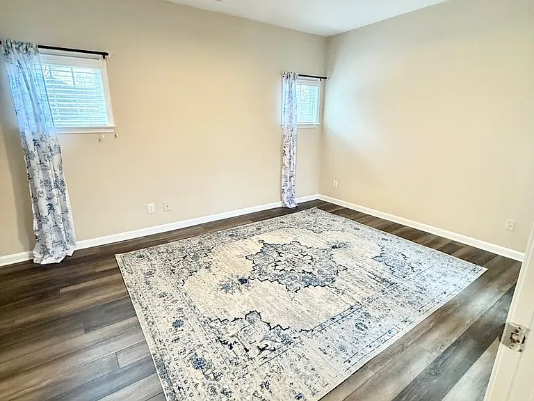 8938 Rosalyn Glen Rd — Photo 13