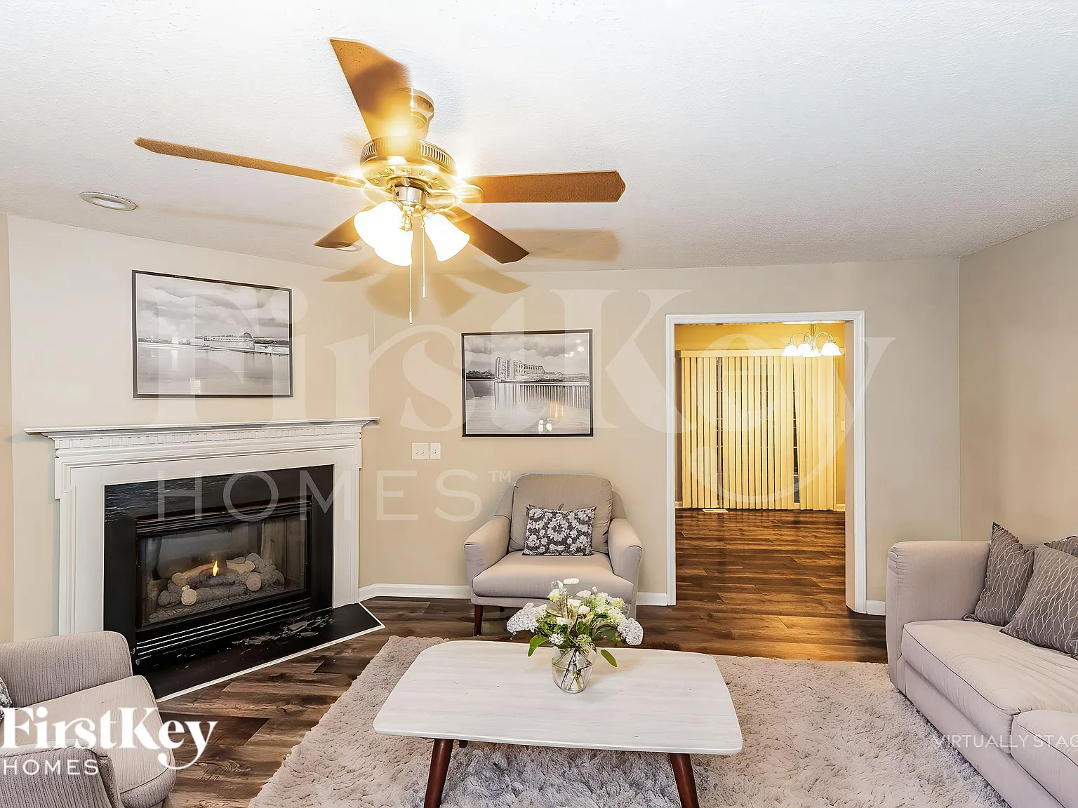 4 bed, 2.5 bath, 1922 sqft, $1,870 — Photo 3