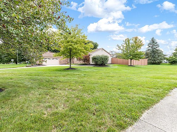 4th image of 1055 Langeais Dr