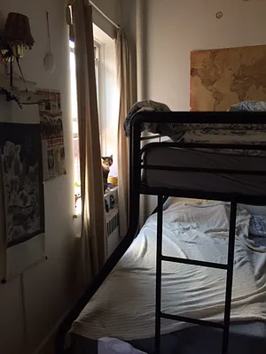 Rented by Downtown Mgt & Realty LLC | media 28