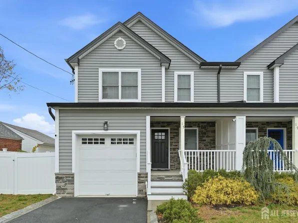 15 Rector Ave, Woodbridge, NJ 07095