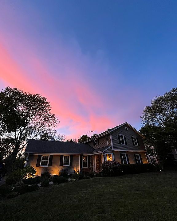 2nd image of 16180 Wildwood Ct