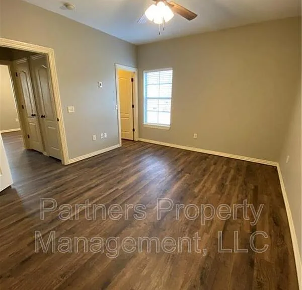 2673 N Miranda Ave #4 — Photo 10
