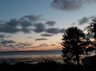 12 Main St E, Bay Center, WA 98527