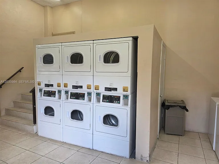 5981 Washington St #210 — Photo 34