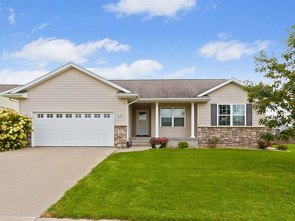2nd image of 90 Cattail Ln