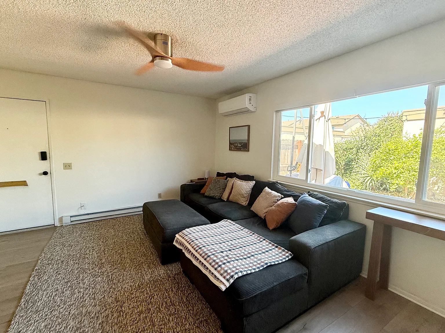 281 W Alton Ave — Photo 2