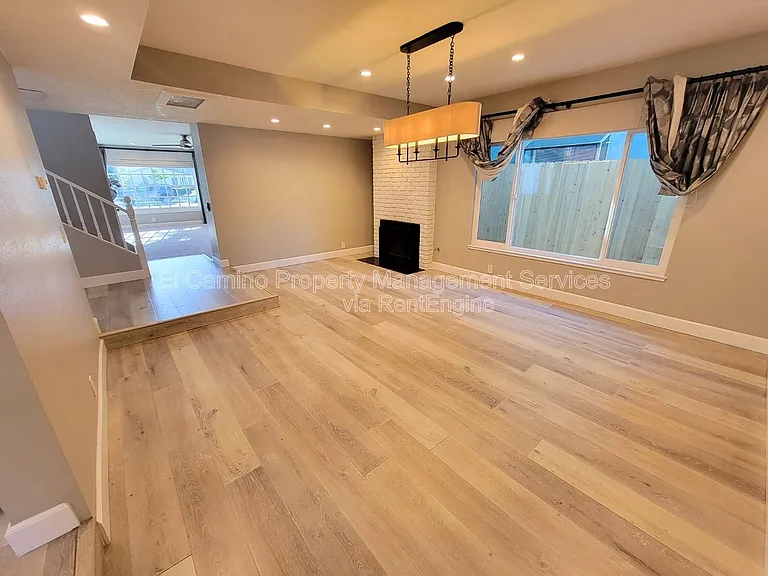 1728 Lake St — Photo 20