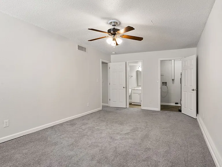 High Pointe — Photo 34