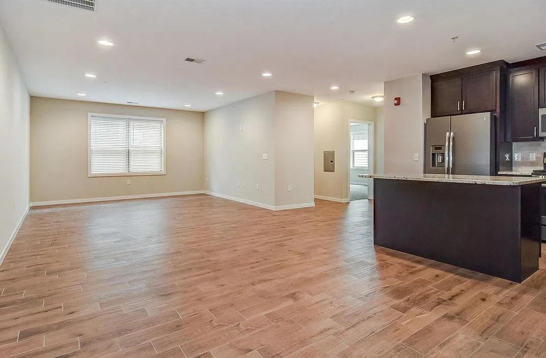 3 bed, 1400 sqft, $2,895 — Photo 1