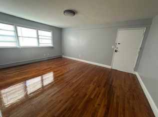 362 Williamson St #4C, Elizabeth, NJ 07202