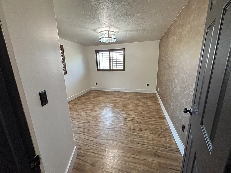 4836 S 5050 W — Photo 20