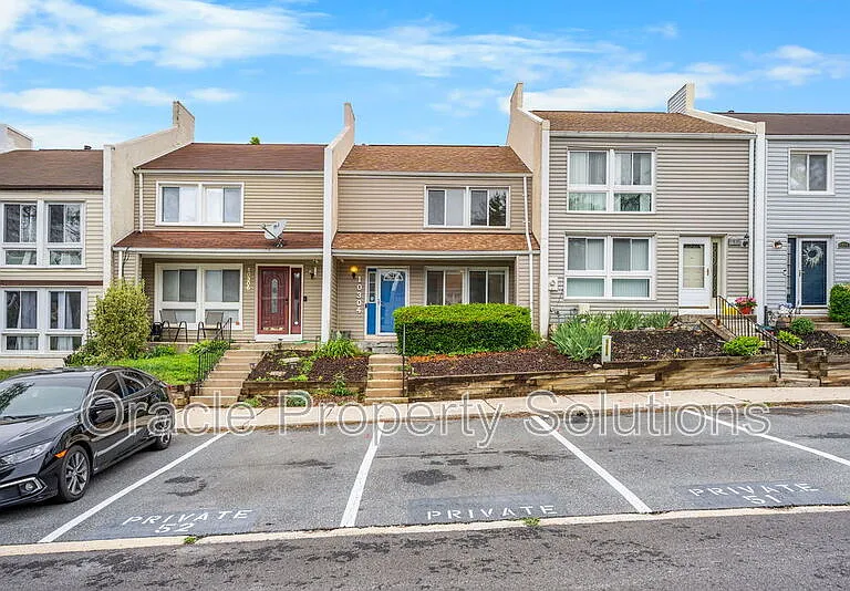10304 Nightmist Ct — Photo 2