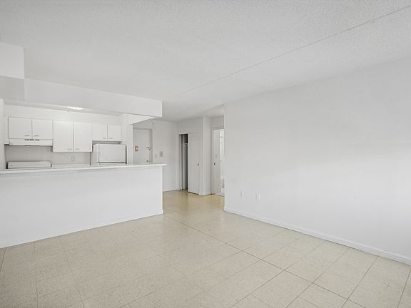 2nd image of 146 Beach 24 St #618