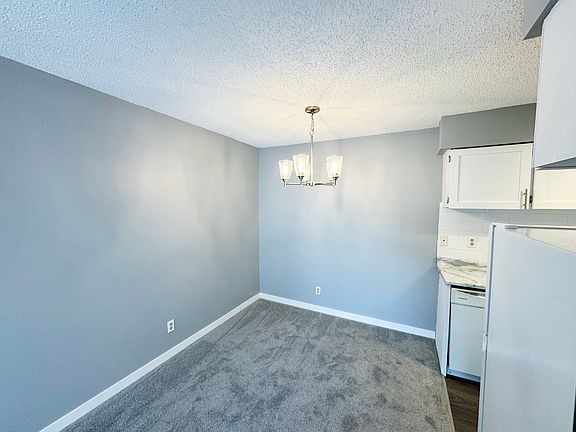 5th image of 45598 McIntosh Dr #307