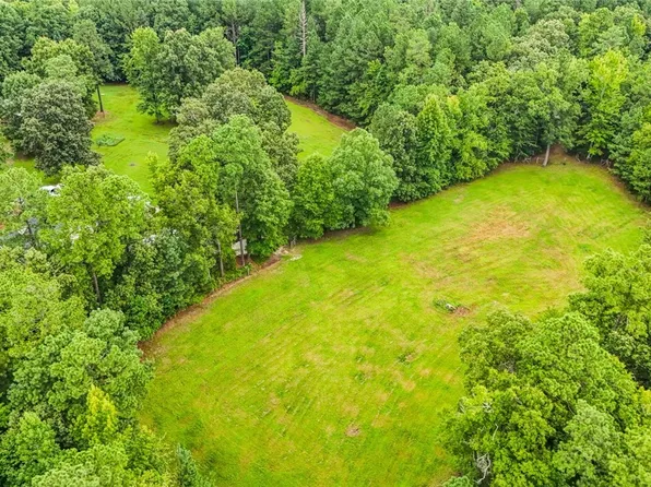 18210 River Rd, Chesterfield, VA 23838