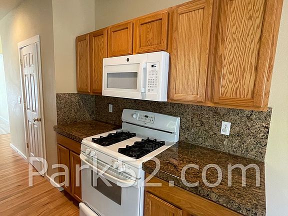 5th image of 5512 54th Avenue Ct W
