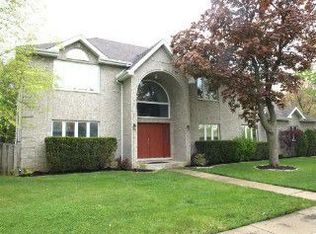 6735 N Kenton Ave, Lincolnwood, IL