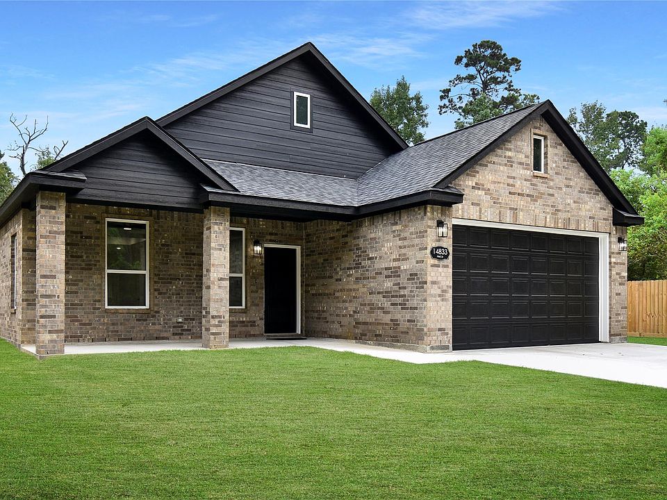 1st image of 14833 Pine Dr